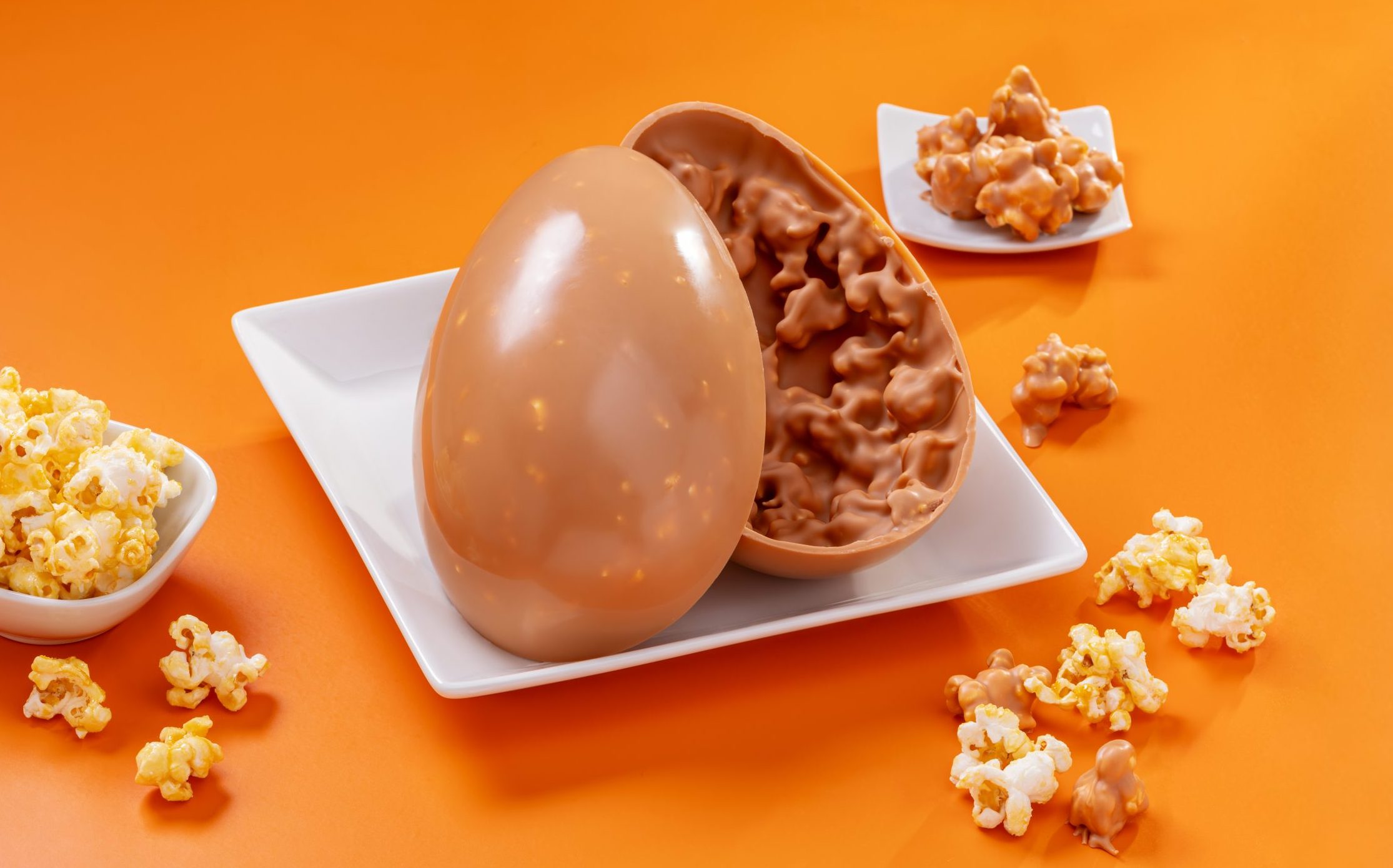Ovo de pipoca caramelizada
